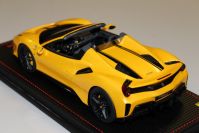 MR Collection  Ferrari Ferrari 488 Pista Spider - GIALLO TRISTRATO - Yellow Tristrato