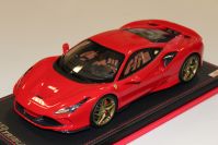 MR Collection  Ferrari Ferrari F8 Tributo - ROSSO CORSA / GOLD - Rosso Corsa