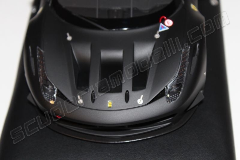 ferrari 458 italy gt2 test matt black (2011) - mr 1/18 (fe05c) le
