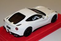 MR Collection  Ferrari Ferrari F12 Berlinetta - WHITE GLOSS - #01/25 White