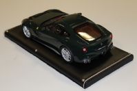 MR Collection  Ferrari Ferrari F12 Berlinetta - BRITISH GREEN - Red Matt