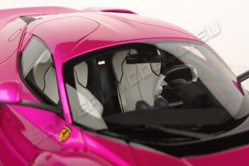 MR Collection Ferrari LaFerrari - PINK FLASH - - Scuderiamodelli