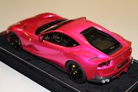 MR Collection  Ferrari Ferrari 812 Superfast - PINK FLASH - Pink Flash