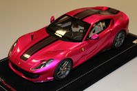 MR Collection  Ferrari Ferrari 812 Superfast - PINK FLASH / TITANIUM - Pink Flash