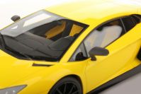 MR Collection 2013 Lamborghini Lamborghini Aventador LP720-4 - GIALLO MAGGIO - Giallo Maggio