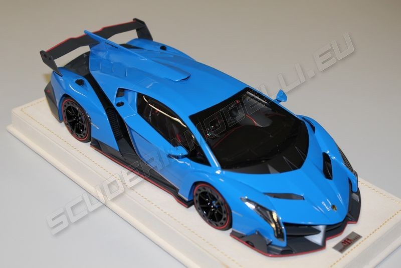 Lamborghini Veneno Roadster Blue