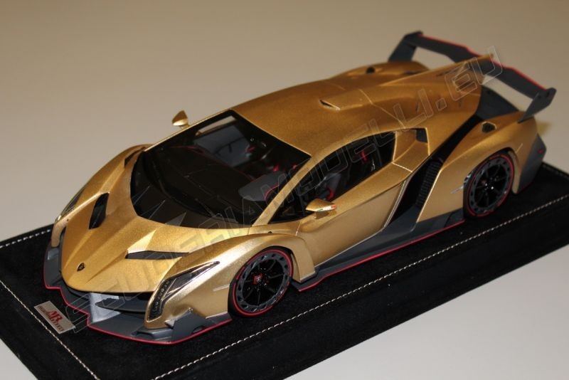 Lamborghini Veneno 2016 Gold