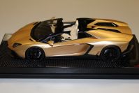 MR Collection  Lamborghini #     Lamborghini Aventador Roadster LP720-4 - GOLD - Luxury Gold