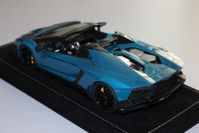 MR Collection 2013 Lamborghini Lamborghini Aventador LP720-4 Roadster - ARTEMIS GREEN - Artemis Green