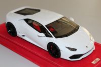 MR Collection 2014 Lamborghini Lamborghini Huracán LP 610-4 - WHITE ISIS - White Isis