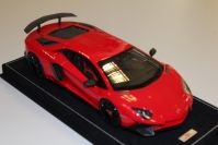 MR Collection 2015 Lamborghini Lamborghini Aventador LP750-4 SV - ROSSO BIA Red Metallic