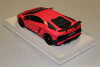 MR Collection  Lamborghini Lamborghini Aventador SV LP750-4 - PINK MET - Red Matt