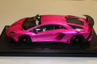 MR Collection  Lamborghini Lamborghini Aventador LP750-4 SV - PINK FLASH - Pink Flash