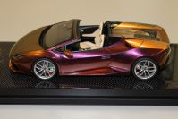 MR Collection 2015 Lamborghini Lamborghini Huracan Spyder - CHAMELEON MAGENTA / GOLD - Red Matt