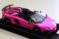 MR Collection 2015 Lamborghini Lamborghini Aventador LP750-4 Roadster SV - PINK FLASH - #01 Pink Flash