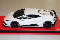 MR Collection 2016 Lamborghini Lamborghini Huracan Aftermarket LB Performance - BIANCO MONO Red Matt