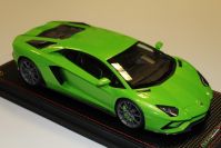 MR Collection 2017 Lamborghini Lamborghini Aventador S - VERDE MANTIS - Verde Mantis