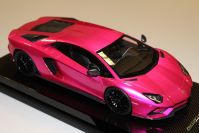 MR Collection  Lamborghini Lamborghini Aventador S - PINK FLASH / BLACK - #01/10 Pink Flash