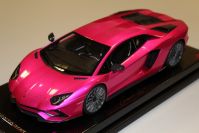 MR Collection  Lamborghini Lamborghini Aventador S - PINK FLASH / TITANIUM - #01 Pink Flash