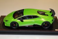 MR Collection  Lamborghini Lamborghini Huracan Performante - VERDE MANTIS - Verde Mantis