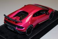 MR Collection  Lamborghini Lamborghini Huracan Performante - PINK FLASH - Pink Flash