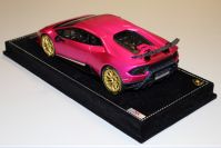 MR Collection  Lamborghini Lamborghini Huracan Performante - PINK FLASH / GOLD #3 Pink Flash