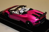 MR Collection  Lamborghini Lamborghini Huracan Performante Spyder - PINK FLASH - Pink Flash