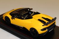 MR Collection  Ferrari Lamborghini Huracan Performante Spyder - GIALLO HORUS MATT - Yellow Matt