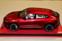 MR Collection  Lamborghini Lamborghini URUS - PEARL RED MET - Red Metallic