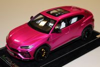 MR Collection  Lamborghini Lamborghini URUS - PINK FLASH - Pink Flash