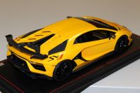 MR Collection  Lamborghini Lamborghini Aventador SVJ - GIALLO ORION - Yellow Metallic