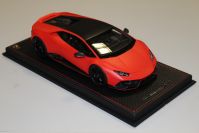 MR Collection  Lamborghini Lamborghini Huracan EVO Fluo - ARANC Orange Matt