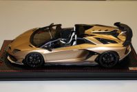 MR Collection  Lamborghini Lamborghini Aventador SVJ Roadster - ORO ZENAS - Gold