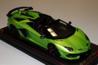 MR Collection  Lamborghini Lamborghini Aventador SVJ Roadster - VERDE ALCHEO - Green Metallic