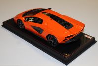 MR Collection  Lamborghini Lamborghini Countach LPI 800-4 - ARANCIO - Orange