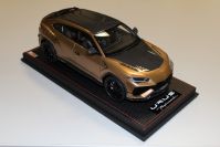 MR Collection  Lamborghini Lamborghini URUS Performante - BRONZO HYPNOS - Red Matt