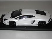 MR Collection 2011 Lamborghini Lamborghini Aventador LP700-4 - CANOPUS WHITE - Canopus White Matt