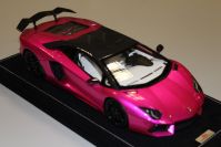 MR Collection 2013 Lamborghini Lamborghini Aventador LP 760-4 Oakley - PINK FLASH - Red Matt