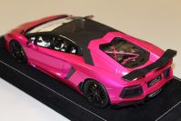 MR Collection 2013 Lamborghini Lamborghini Aventador LP 760-4 Oakley - PINK FLASH - Red Matt