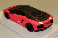 MR Collection 2014 Lamborghini Lamborghini Aventador LP 700-4 Pirelli - PINK MET GLOSS - Red Matt