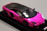 MR Collection 2015 Lamborghini Lamborghini Aventador LP 700-4 Pirelli - PINK FLASH - Red Matt