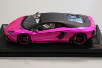 MR Collection 2015 Lamborghini Lamborghini Aventador LP 700-4 Pirelli - PINK FLASH - Red Matt