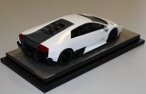 MR Collection 2009 Lamborghini Lamborghini Murciélago 670-4 SV - CANOPUS WHITE - CARBON Canopus White