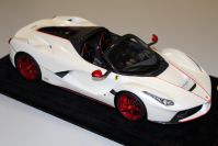 BBR Models 2017 Ferrari Ferrari LaFerrari Aperta - PEARL WHITE / RED CHROM - Pearl White