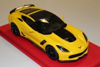 BBR Models 2015 Corvette Corvette Zo6 - YELLOW / CARBON - 1/8 - Yellow / Carbon