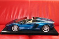 Pocher Lamborghini Lamborghini Aventador LP700-4 - BLU MONTEREY - Blue Monterey