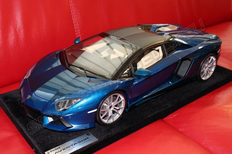 Pocher Lamborghini Lamborghini Aventador LP700-4 - BLU MONTEREY - Blue Monterey