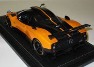 Peako Model 2008 Pagani PAGANI Zonda Cinque - ORANGE - Orange / Carbon Fibre