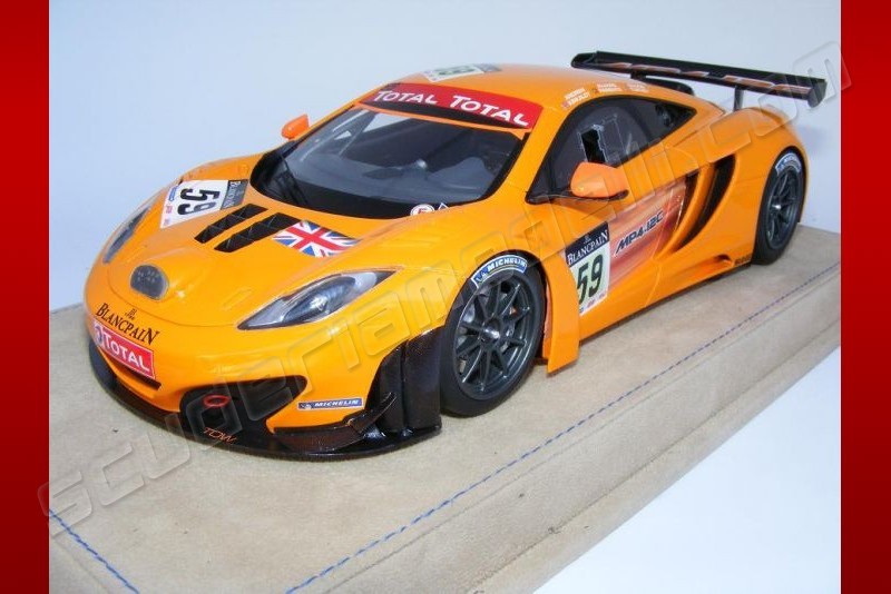 Miniature Peako Resin 1/43 – McLaren MP4-12C GT3 2013 Orange – état Neuf Boîte